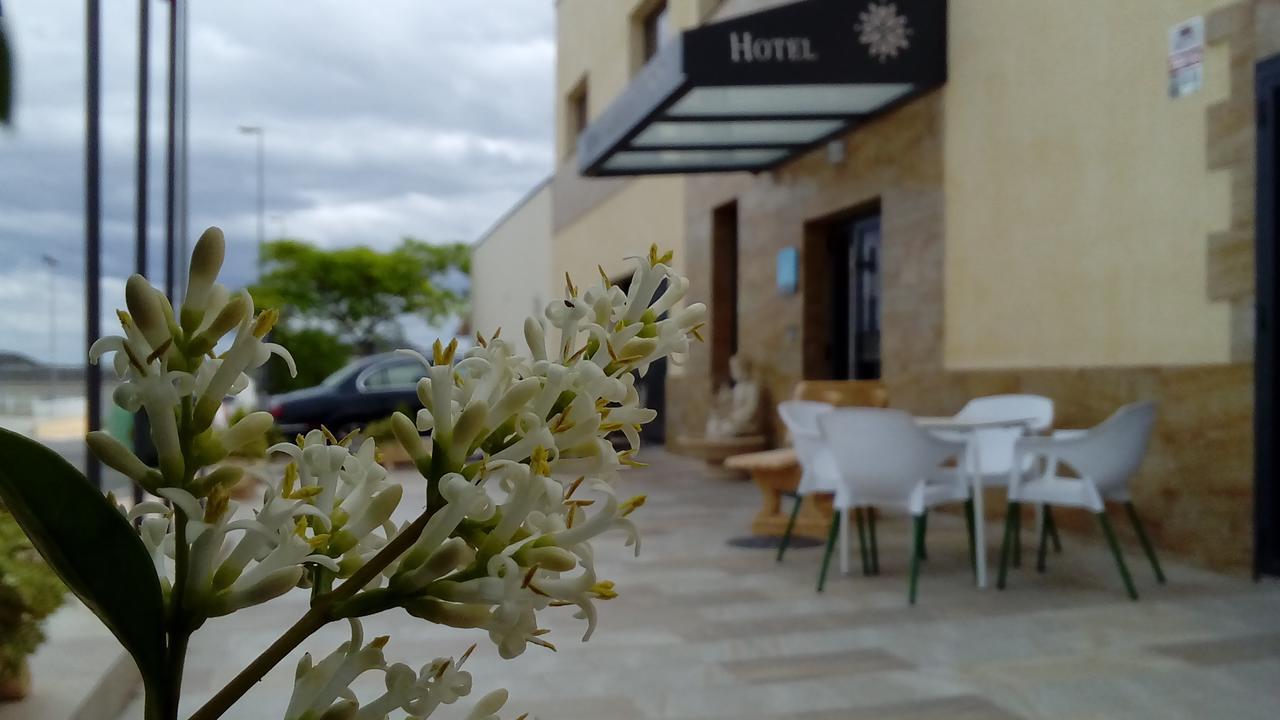Hotel Primavera Каласпарра Экстерьер фото